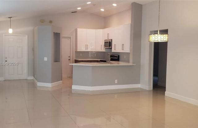 1628 Salerno Cir photos photos