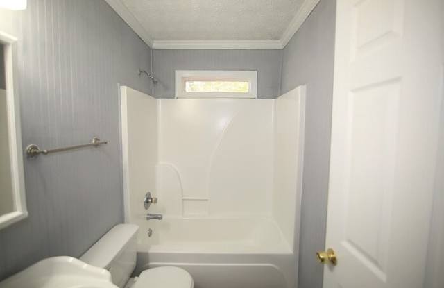 1195 Lakeview Drive Northwest Gallery 3