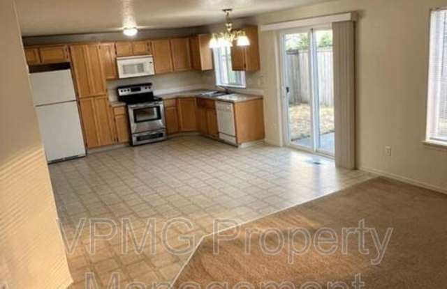 6402 NE 139th Ct Gallery 4
