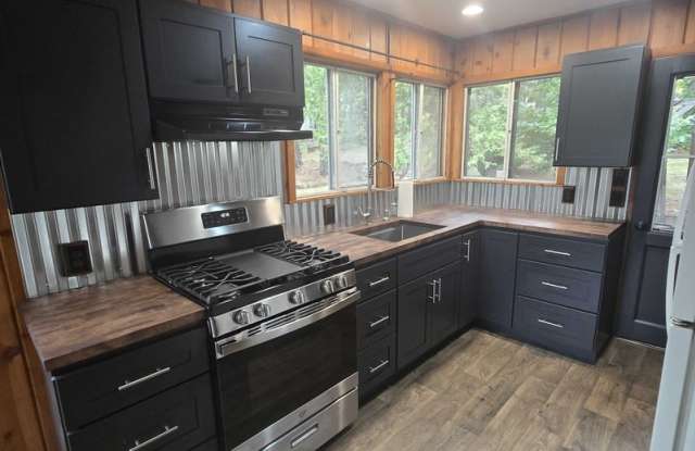 14320 Colfax Highway Gallery 2