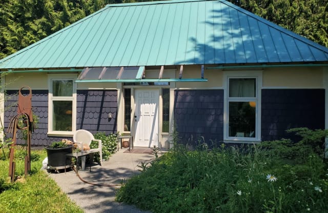 3530 NE Iverson Road - 3530 Northeast Iverson Road, Kitsap County, WA 98370