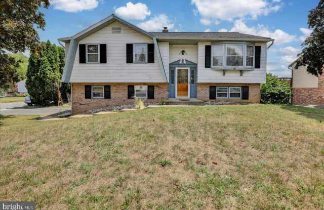 2145 Georgetown Dr - 2145 Georgetown Drive, Lancaster County, PA 17601