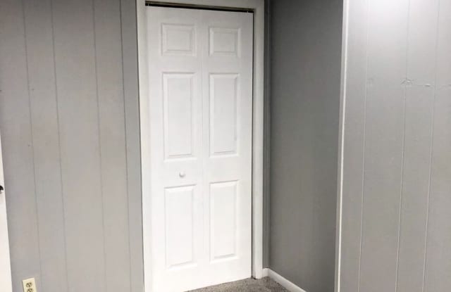 3 bed 1 bath in South Oakland - Central air, washer/dryer, updated, dishwasher photos photos