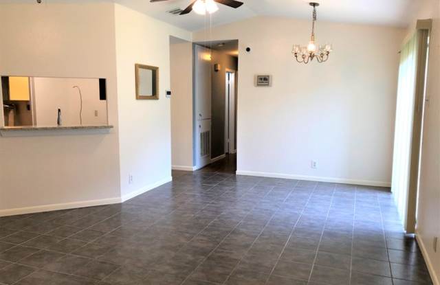 6338 VILLAGE CLIFF Gallery 4