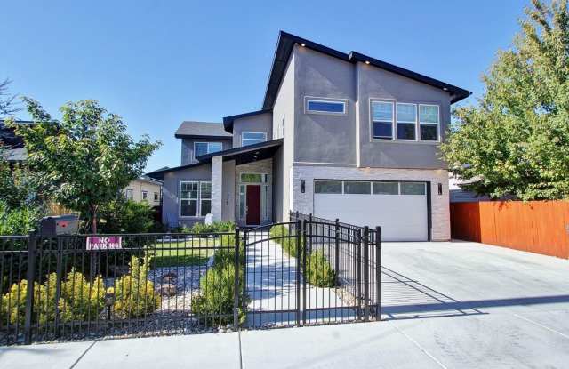 Alluring Beach-Style Home Nestled in SE Boise photos photos