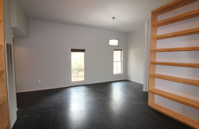 36 San Sebastian Rd Gallery 2