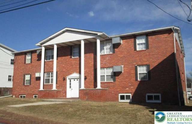 235 N Nice Street unit: 4 photos photos