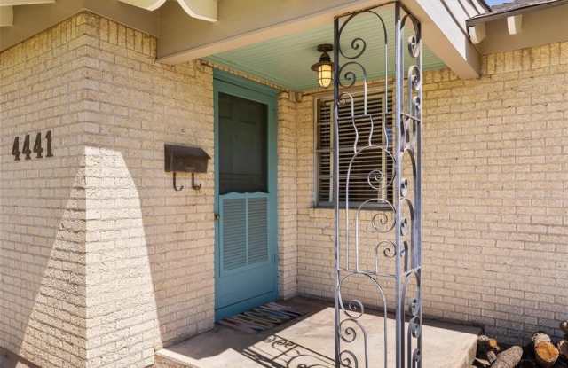 4441 Southcrest Road Gallery 4