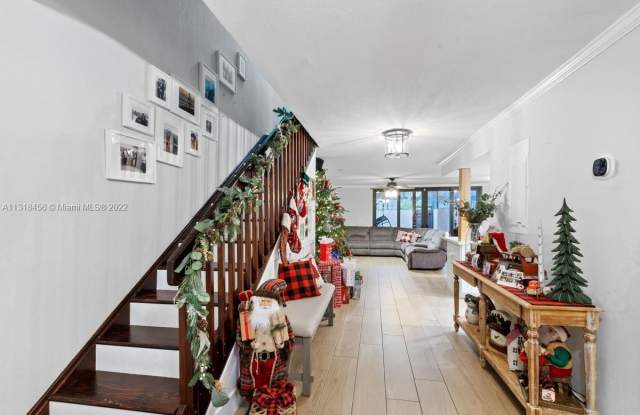 9059 SW 133rd Ct Gallery 2