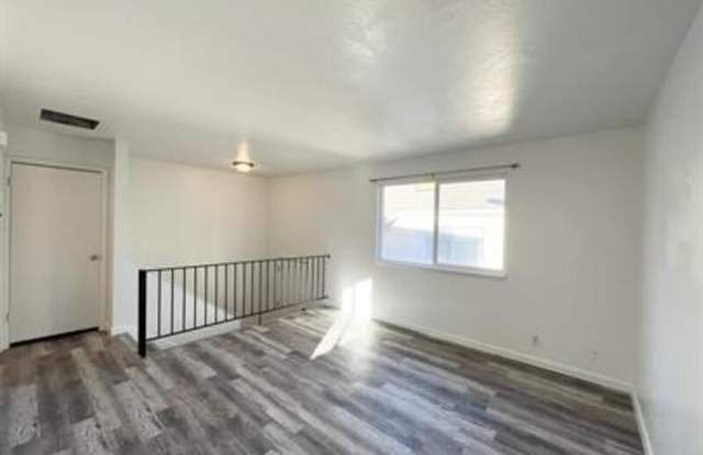 4742 W Arlington Park Dr - 4 photos photos