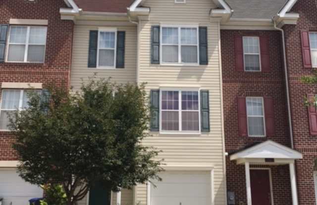 16 57TH ST SE - 16 57th St SE, Washington, DC 20019