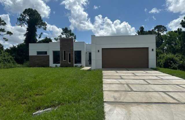 55 Colin Avenue S Gallery 1