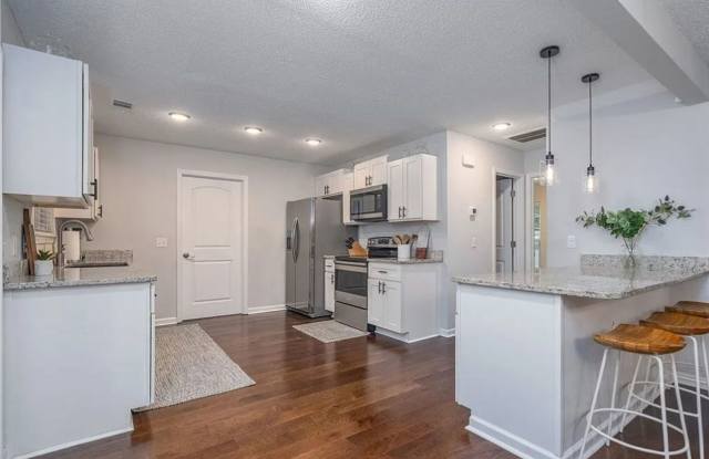 Stunning 4 bedroom 2.5 bath home, Located in Savannah, Ga! Gallery 4
