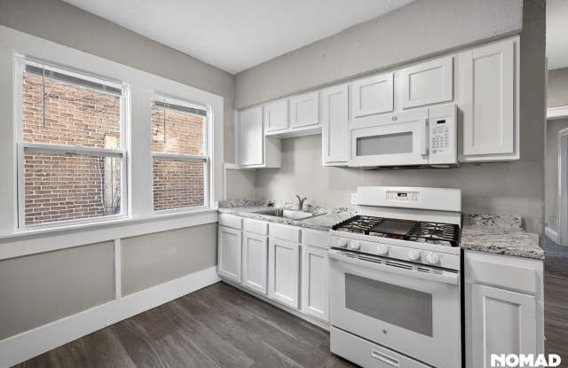 Charming 3BR Townhome in Detroit Gallery 3