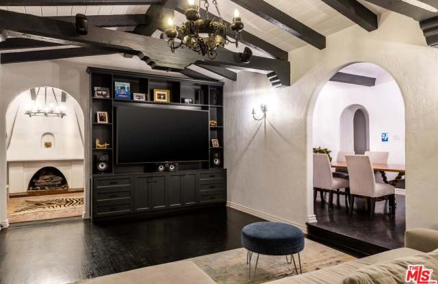 6339 COLGATE Avenue Gallery 4