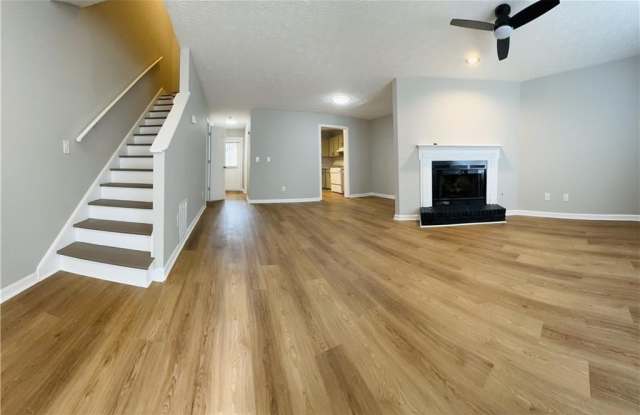 1016 Kennesborough Road NW Gallery 3