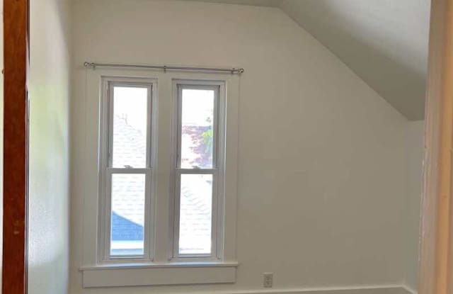 632 Bay Shore Drive - Upper Gallery 3