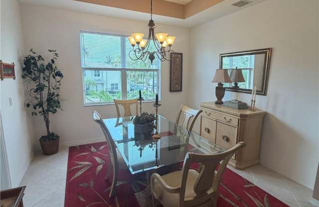1305 Mariposa Cir Gallery 2