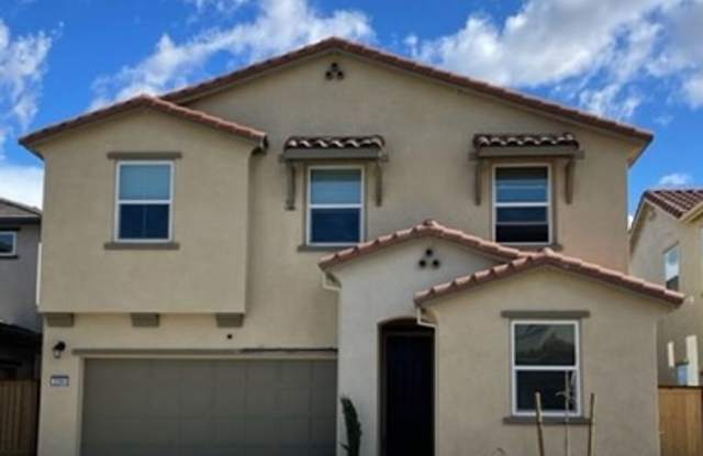Newer Home with Owned Solar and 4 Bedrooms in Roseville photos photos