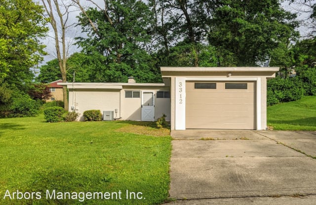 3312 Windgate Dr - 3312 Windgate Drive, Murrysville, PA 15668