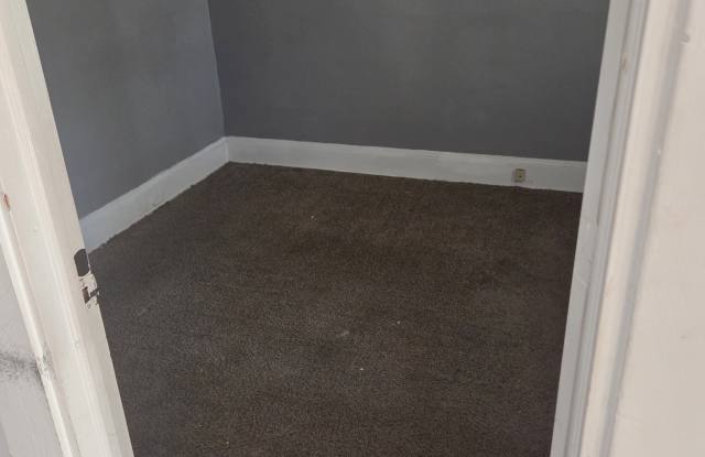 10702 Bryant Avenue - 1 Gallery 2