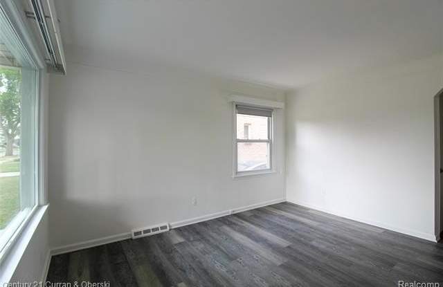 6832 Norborne Avenue Gallery 2