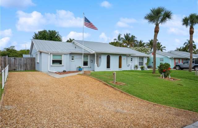 1933 Robalo Drive photos photos