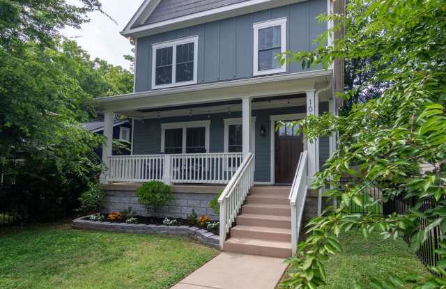 Great cottage house just off Ellington Pkwy-close to downtown! photos photos Great cottage house just off Ellington Pkwy-close to downtown! photos photos