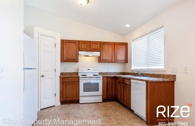 8354 South Holly Oak Dr Gallery 3