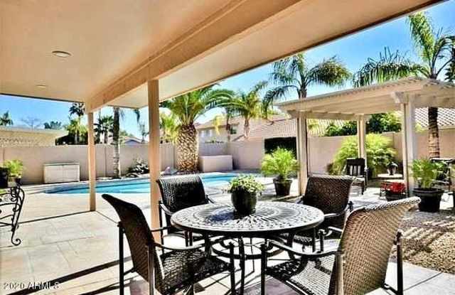 4709 E VILLA MARIA Drive Gallery 2