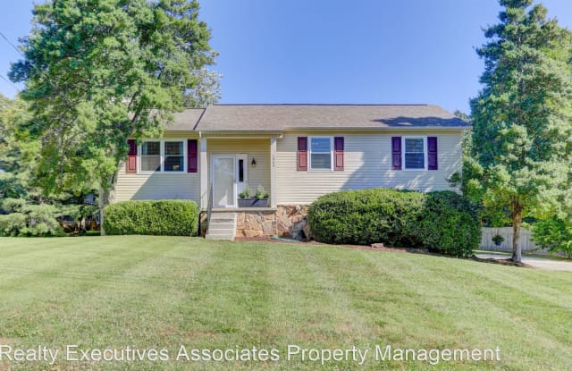1905 Penwood Drive - 1905 Penwood Drive, Knox County, TN 37922
