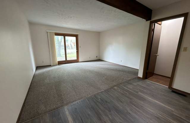 4620 Grassridge Rd-3bed/2bath Gallery 1