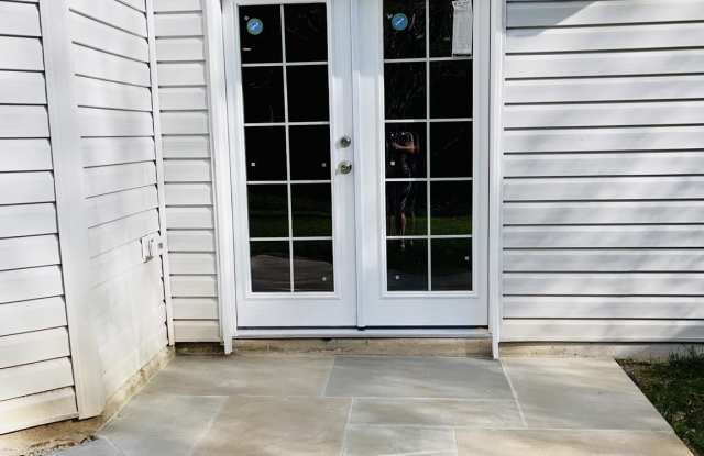 1742 ANN SCARLET COURT Gallery 2