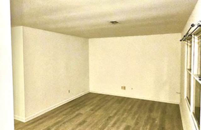 414 Ruddle Avenue Gallery 3