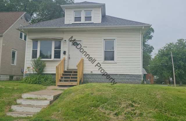 There is a $25 fee per application and everyone over 18 needs to fill out their own application. - 1504 6th Street, Rock Island, IL 61201 There is a $25 fee per application and everyone over 18 needs to fill out their own application. - 1504 6th Street, Rock Island, IL 61201