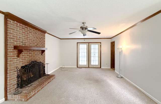 2387 Riverchase Place Gallery 3