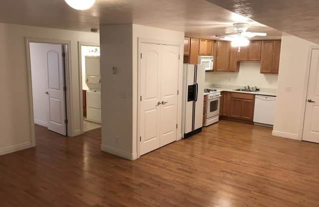 616 East 2100 North photos photos