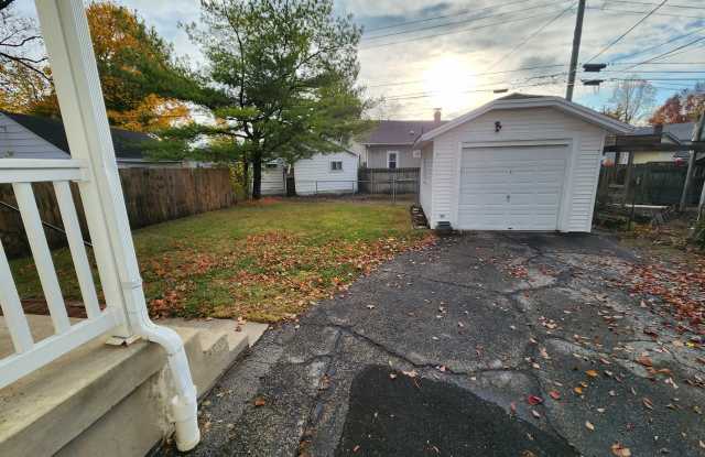 2316 Rosemont Boulevard photos photos