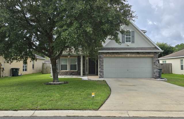 110 Pine Bluff Boulevard West photos photos