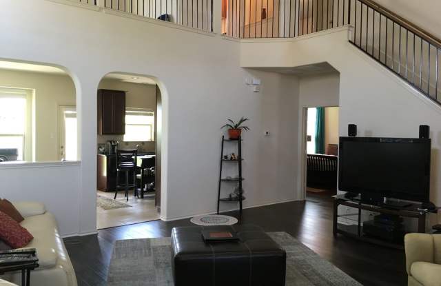 1609 Greenside Drive Gallery 2