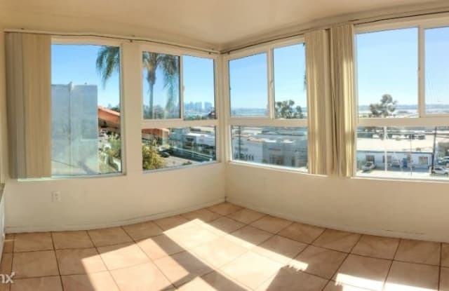 3926 California St 2BR - 3926 California Street, San Diego, CA 92110