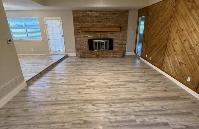 1814 Wyoming Avenue Gallery 2