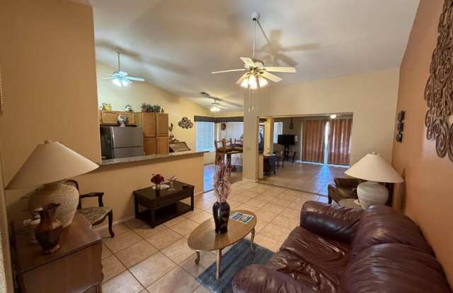6761 S Oakmont Dr Gallery 3