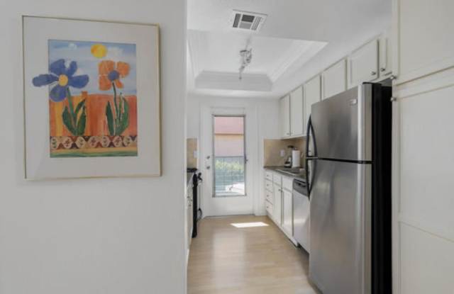 400 North Sunrise Way Gallery 4