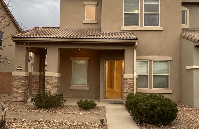 10944 Arguello Trail Northeast - 1 photos photos