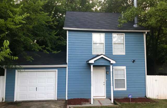 2385 Semmes St - 2385 Semmes Street, East Point, GA 30344