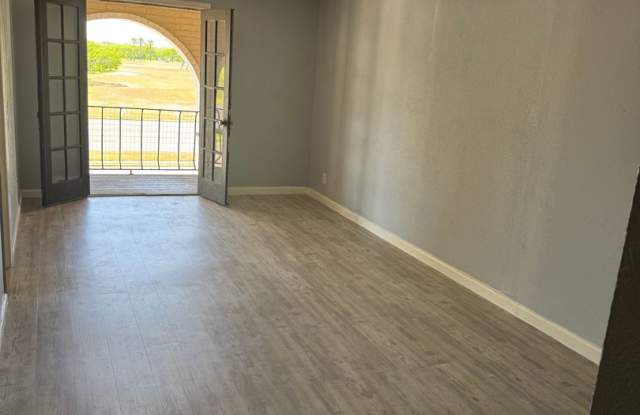 Courtyard Villas Apartments Gallery 4