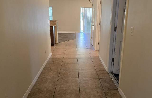 1489 Springleaf Drive Gallery 3