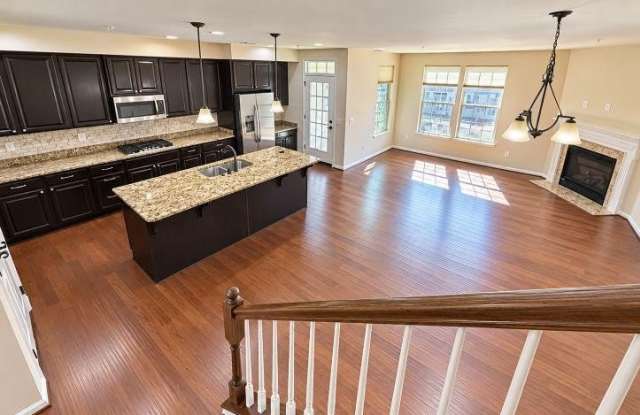 7857 CULLODEN CREST Lane Gallery 3