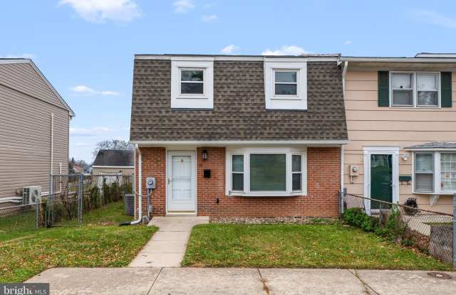 18 W ORNDORFF Drive E - 18 West Orndorff Drive, Brunswick, MD 21716